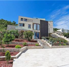 5 bedroom villa with two pools near Tivat, sleeps 10